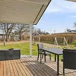8-person Close To Childfriendly בית נופש בורקופ