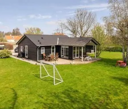 8-person Close To Childfriendly Holiday home *