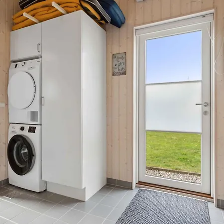 8-person Close To Childfriendly Prázdninový dům *