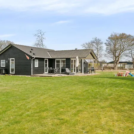 Σπίτι διακοπών 8-person Close To Childfriendly *