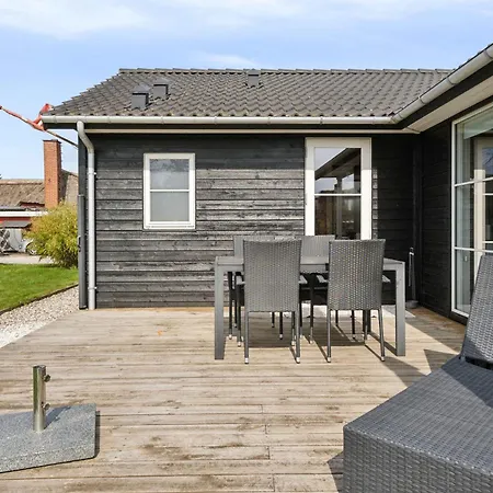 Hébergement de vacances 8-person Close To Childfriendly Børkop