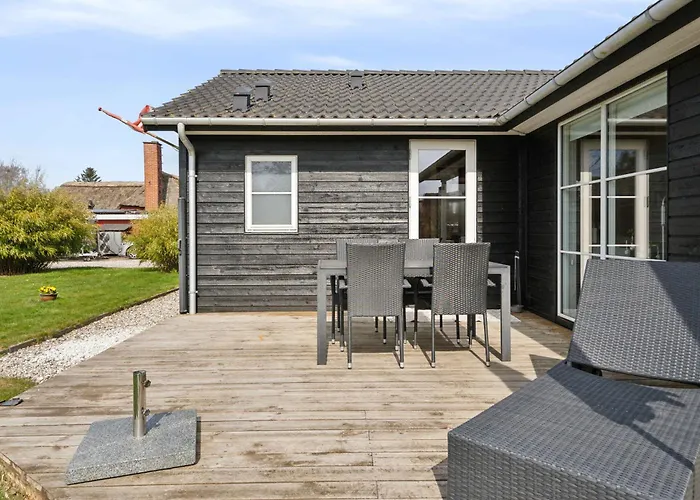 Σπίτι διακοπών 8-person Close To Childfriendly Børkop