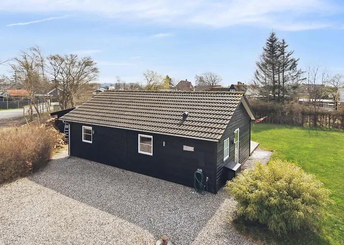 8-person Close To Childfriendly *