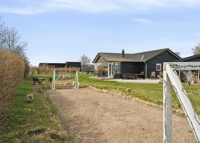 Σπίτι διακοπών 8-person Close To Childfriendly *